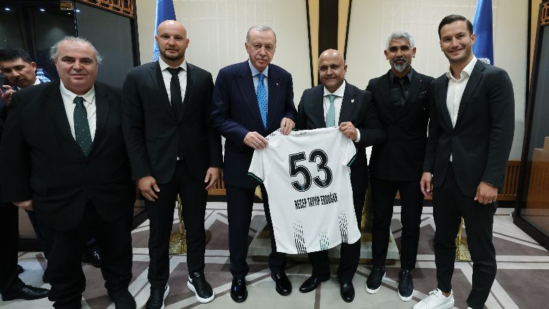 Cumhurbaşkanı Kocaelispor'u ağırladı