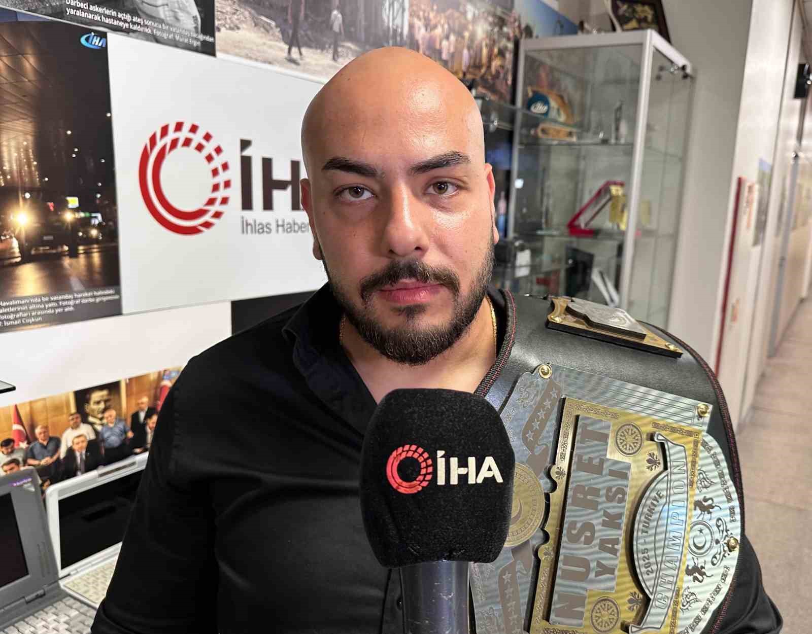 Aybars Berke Aksoy’un hedefi yeniden altın kemer!
