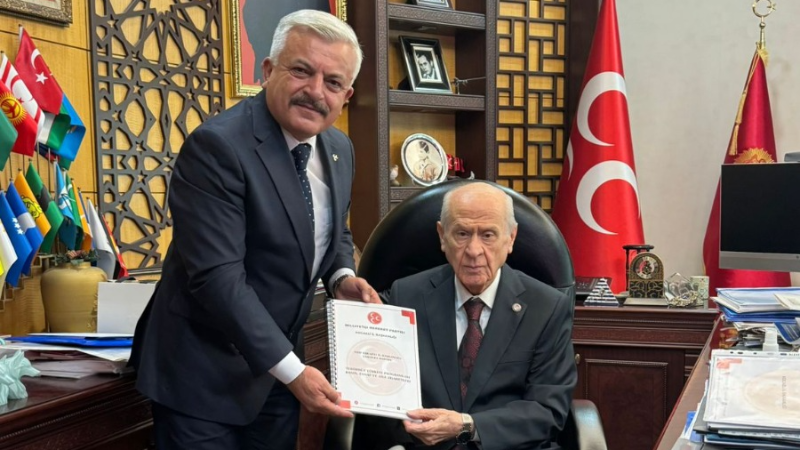 Bahçeli’den Kocaeli Teşkilatına: “Kocaeli, davamız için önemlidir”