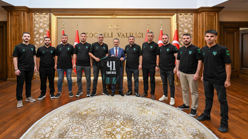 Hodri Meydan’dan Vali İlhami Aktaş'a Ziyaret