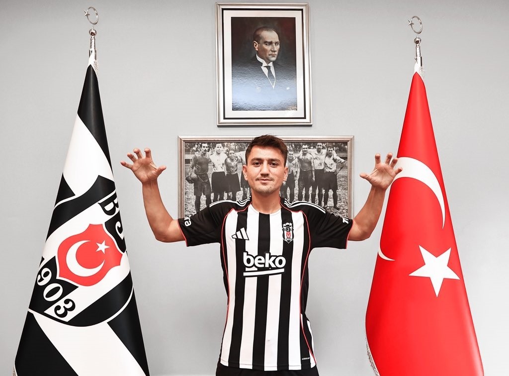 Beşiktaş: "Cengiz Ünder’in 2025-26 sezonu sonuna kadar satın alma opsiyonlu geçici transferi hususunda Fenerbahçe ile anlaşmaya varılmıştır."