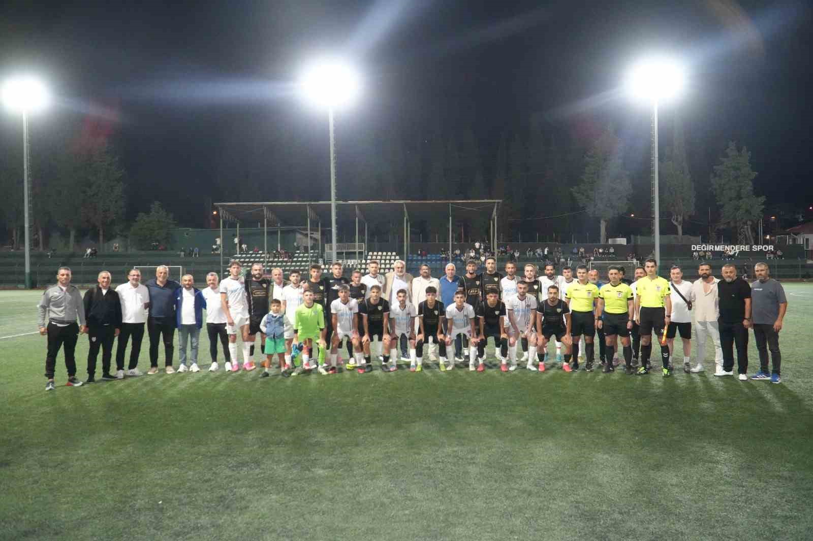 Gölcük’te kupa heyecanı başladı
