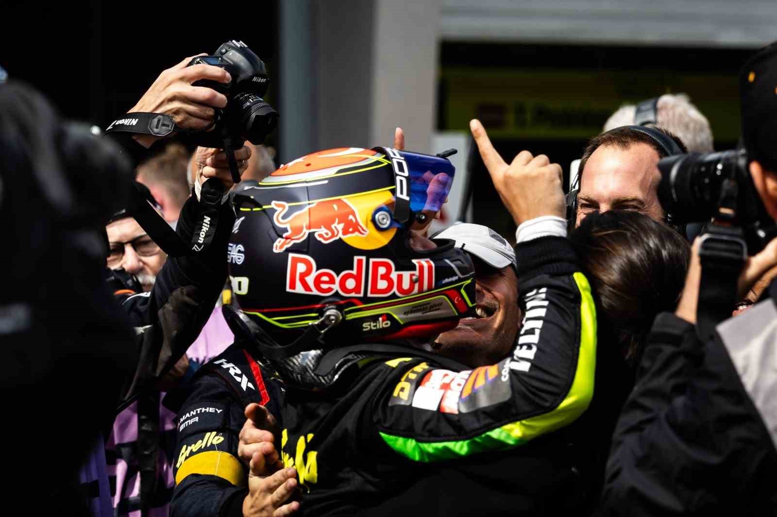 Ayhancan Güven’den tarihi şampiyonluk
