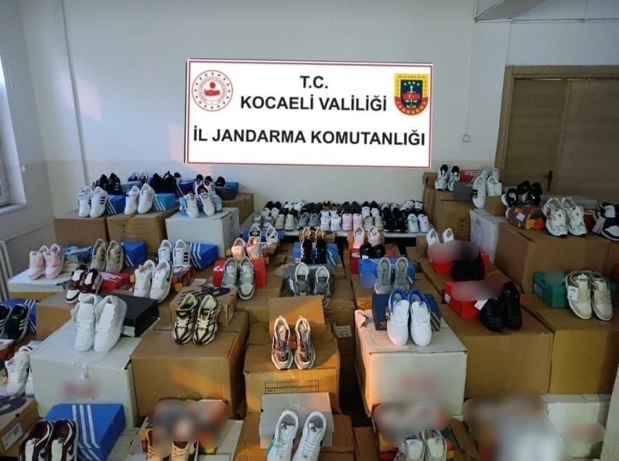 Kocaeli’de sahte ayakkabı operasyonu
