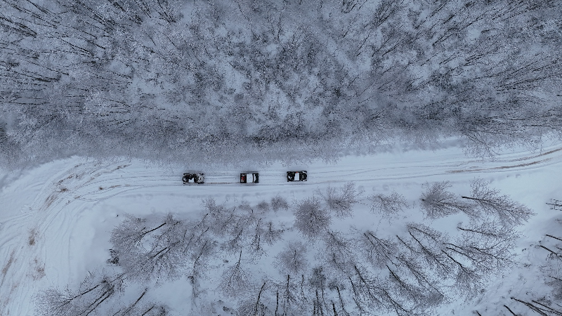 Lapa lapa kar altında adrenalin dolu yolculuk