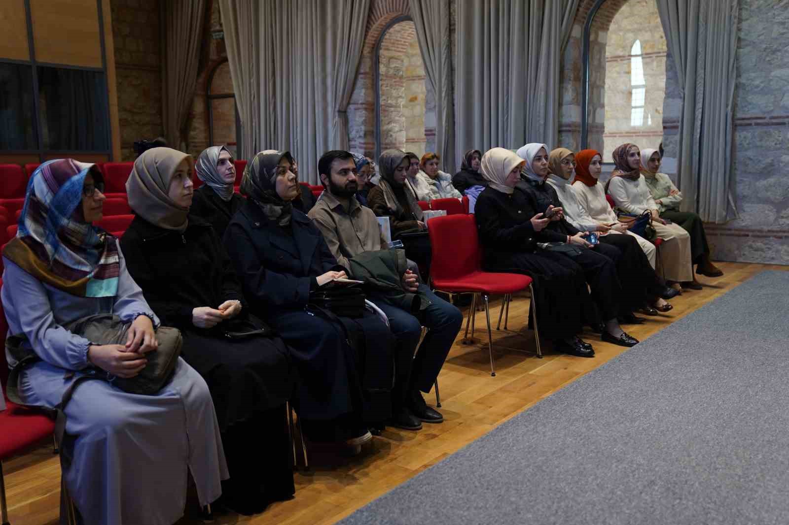 Gençlik TÜRGEV ile Gazze’yi okuyor
