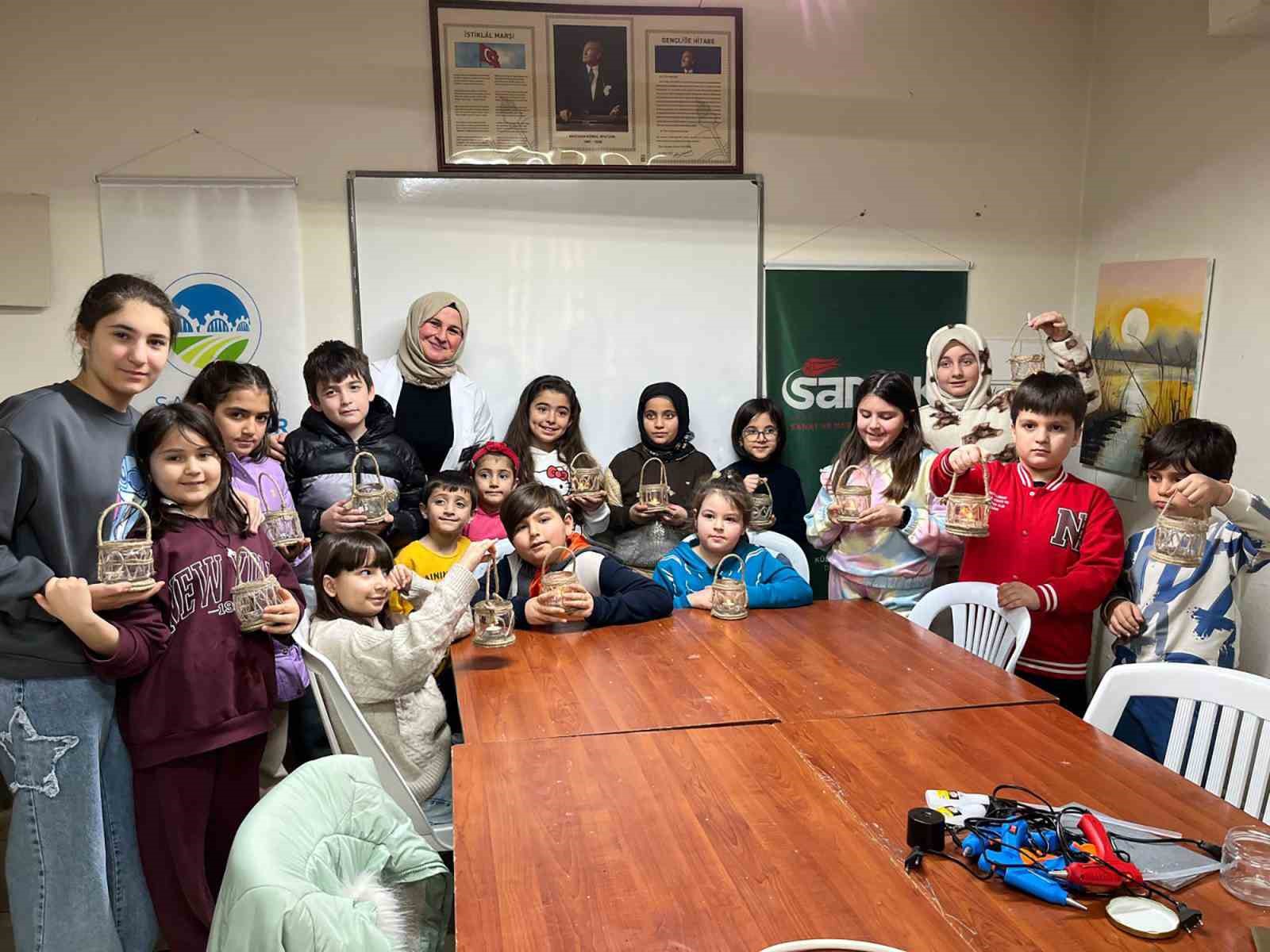 Öğrenciler ara tatilde SAMEK atölyelerinde buluştu
