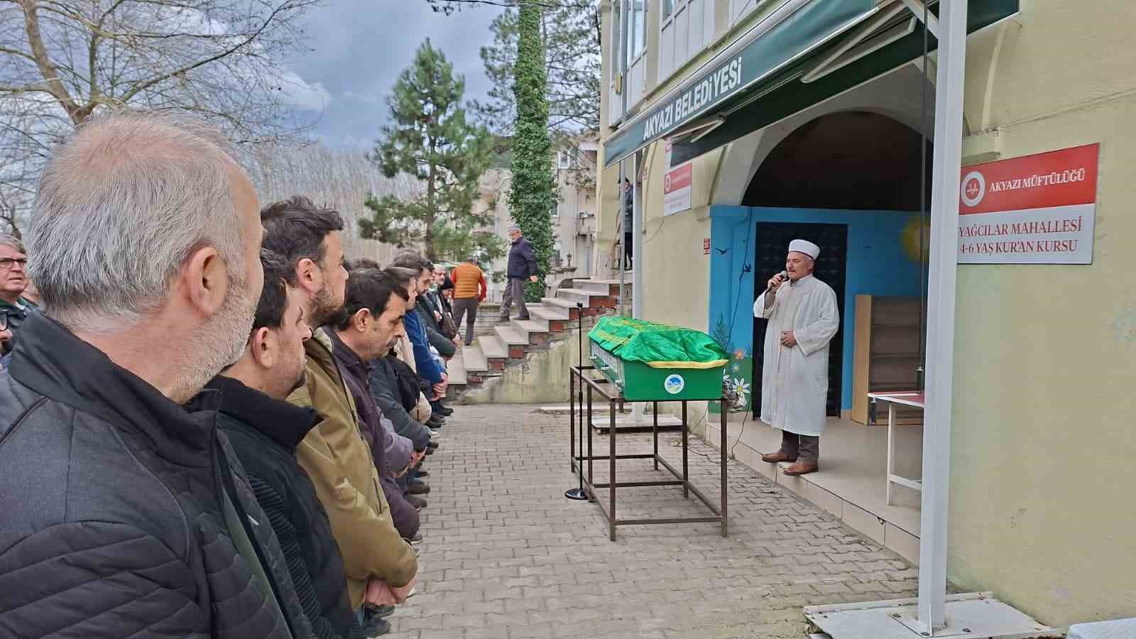 Balıkesir’deki feci kazada hayatını kaybetmişti, Sakarya’da toprağa verildi
