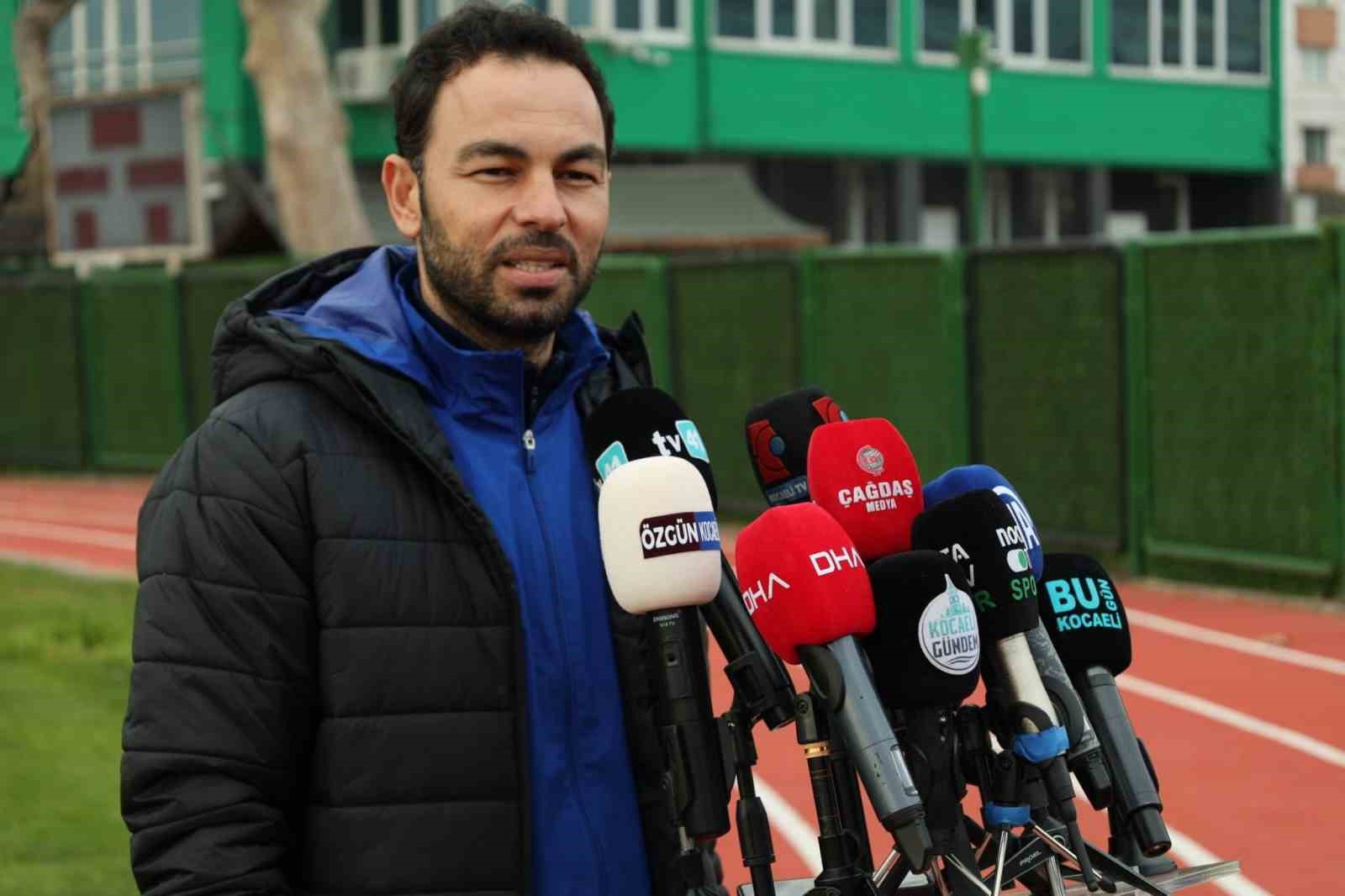 Selçuk İnan: "Fenerbahçe maçında kazanmak için sahaya çıkacağız"