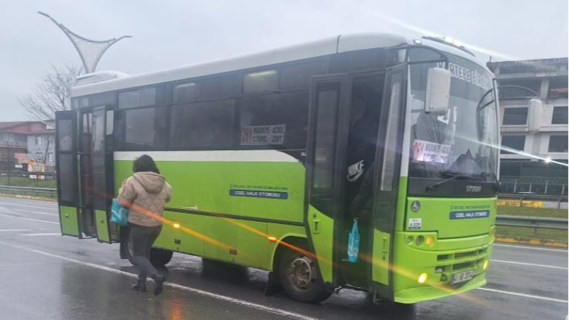 Maşukiye ve Derbent hattında vatandaşın otobüs isyanı