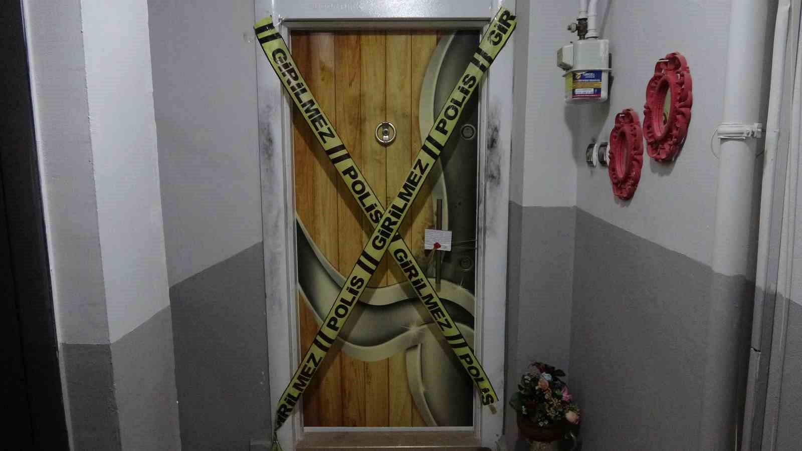 Cinayete kurban gittiği değerlendirilen kadının komşuları konuştu
