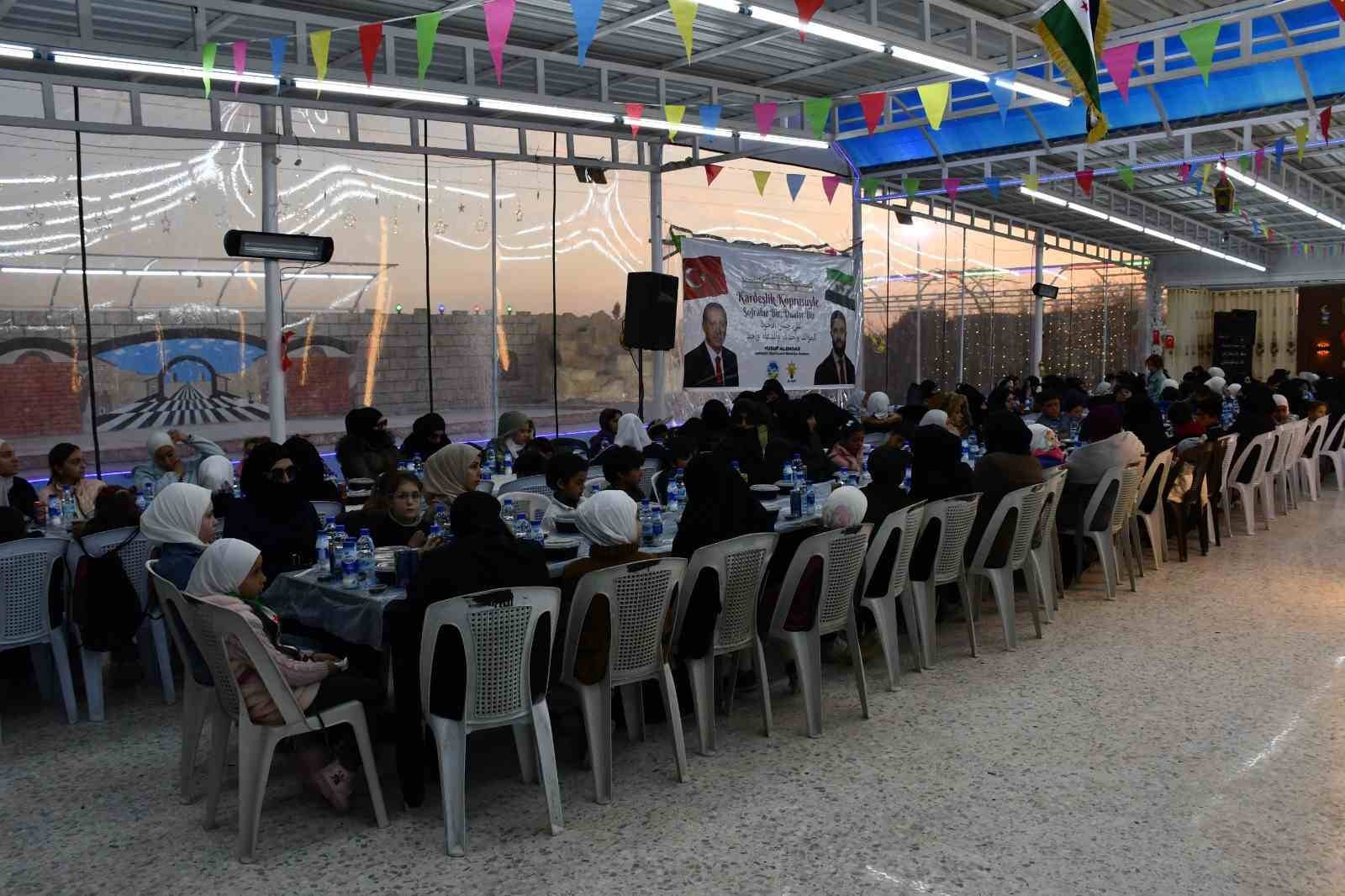 Kardeş şehir Şam’da iftar sofraları kuruldu
