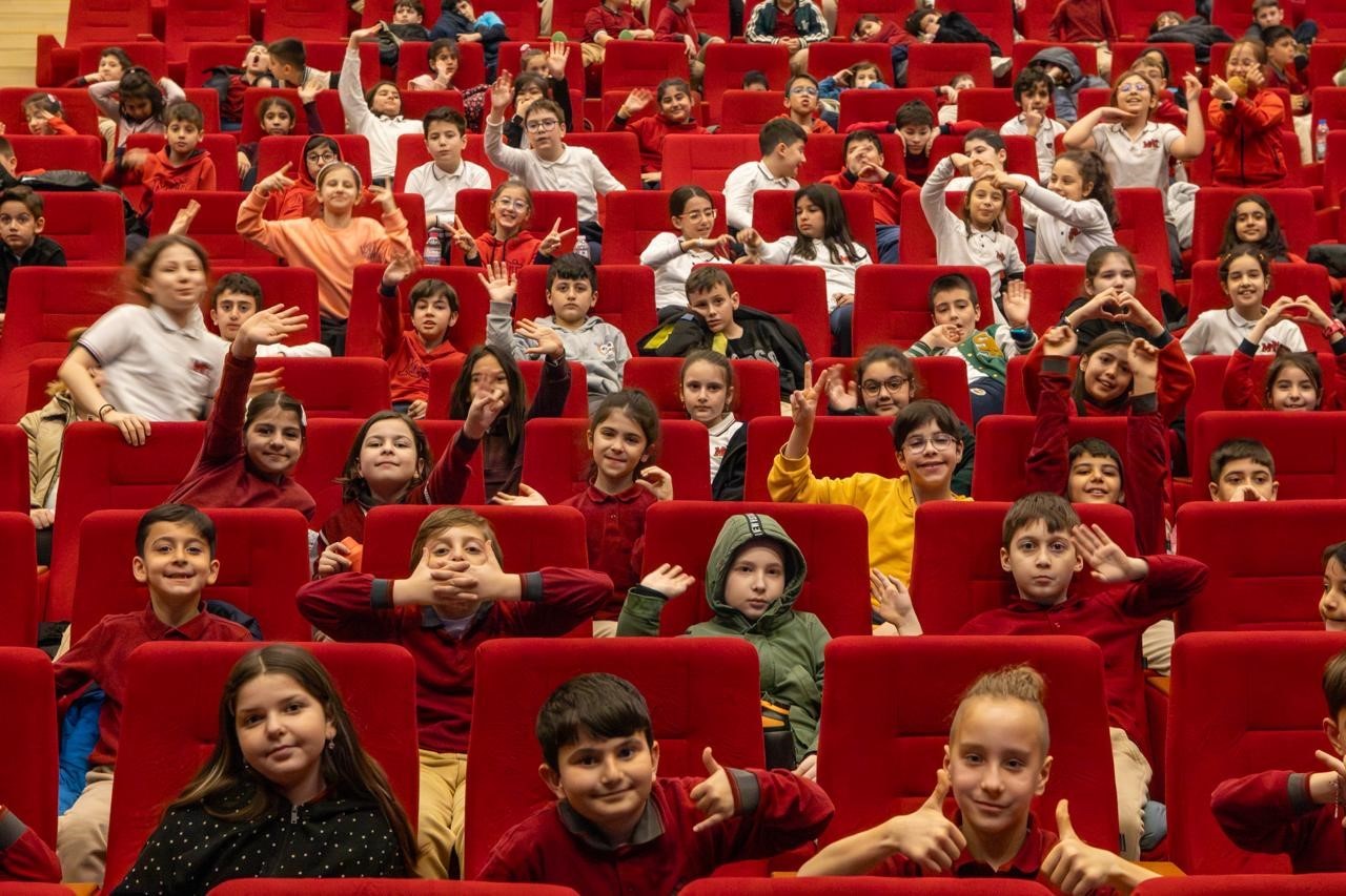 Ümraniye’de kültür sanat sezonu çocukların neşesiyle renkleniyor
