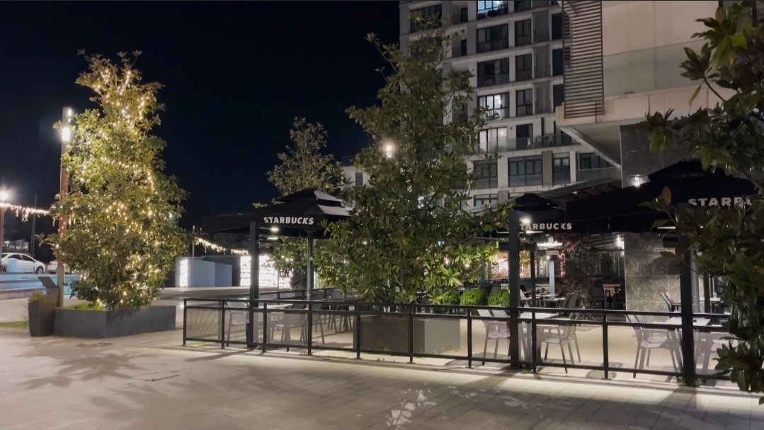 Başakşehir’de kafede otururken silahlı saldırıya uğrayan kişi yaralandı
