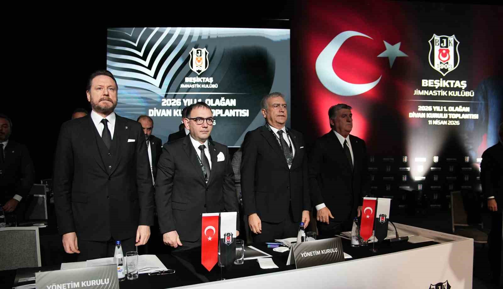 Beşiktaş’ta divan kurulu toplantısı başladı