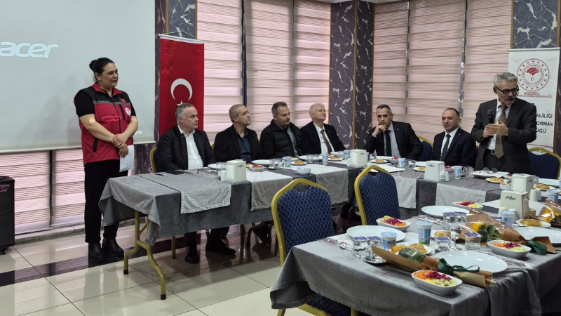 Kız öğrencilere mesleki destek