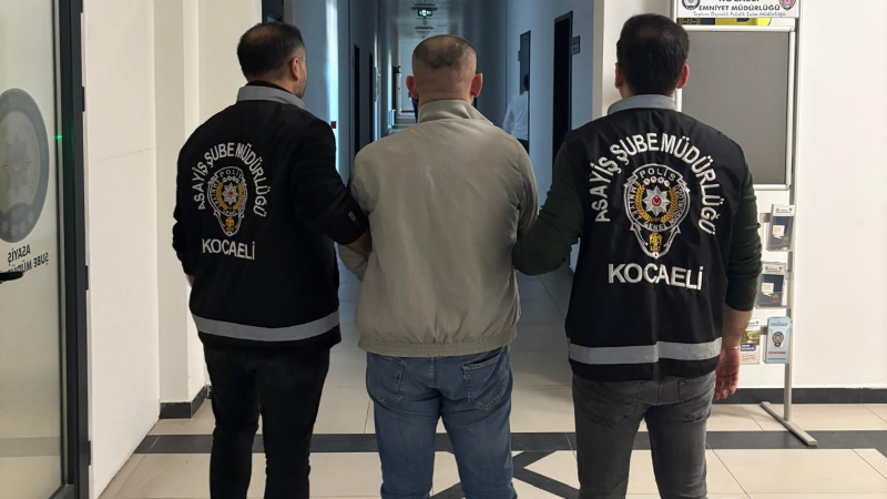 Dosyası kabarık firari yakalandı