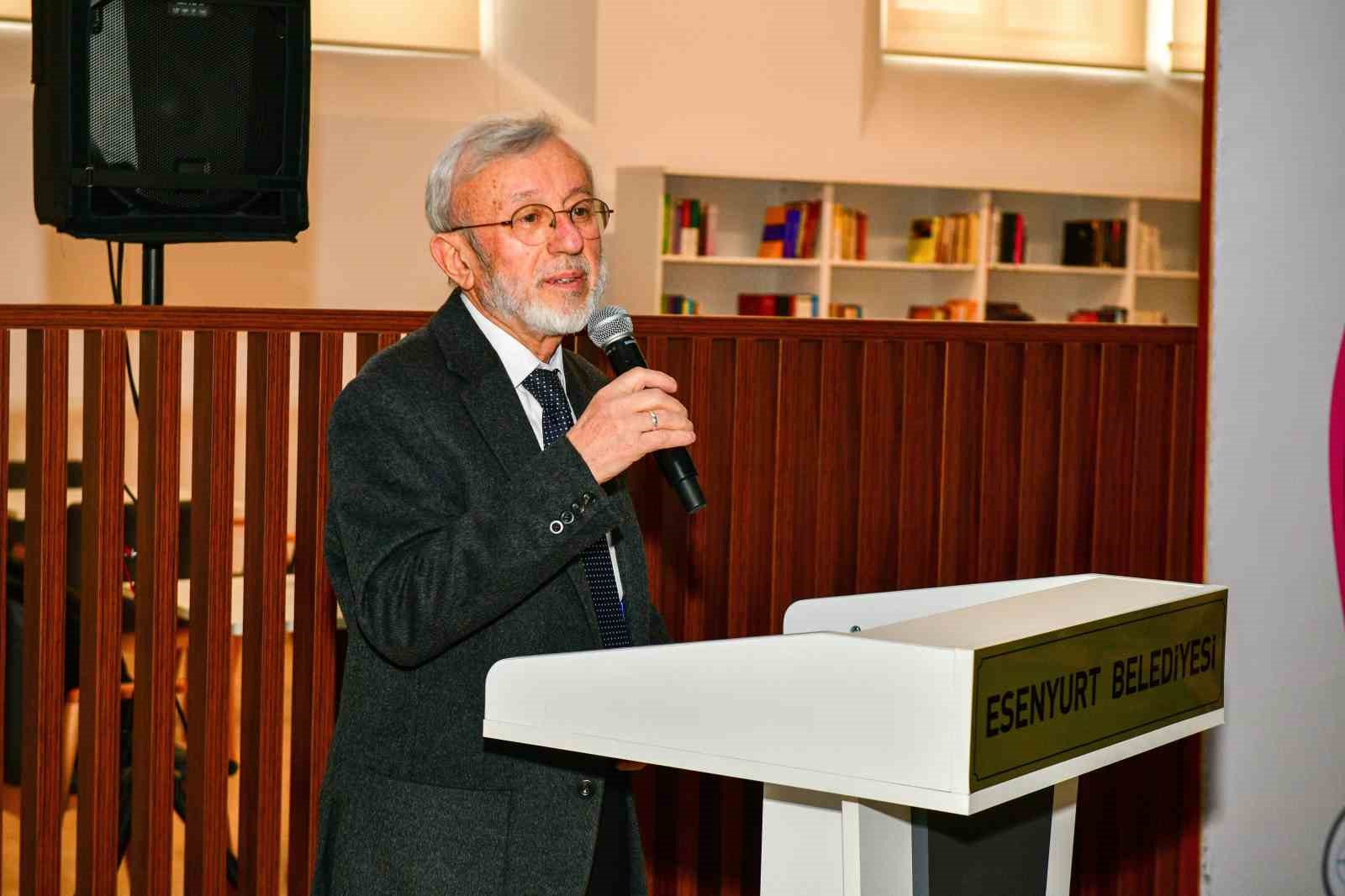 Esenyurt’ta hat sanatı söyleşisi yoğun ilgi gördü
