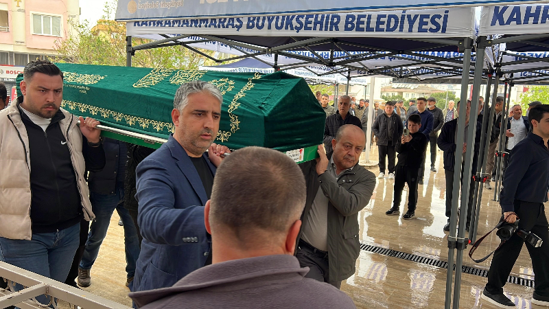 Almina’nın son yolculuğunda annenin ağıtları