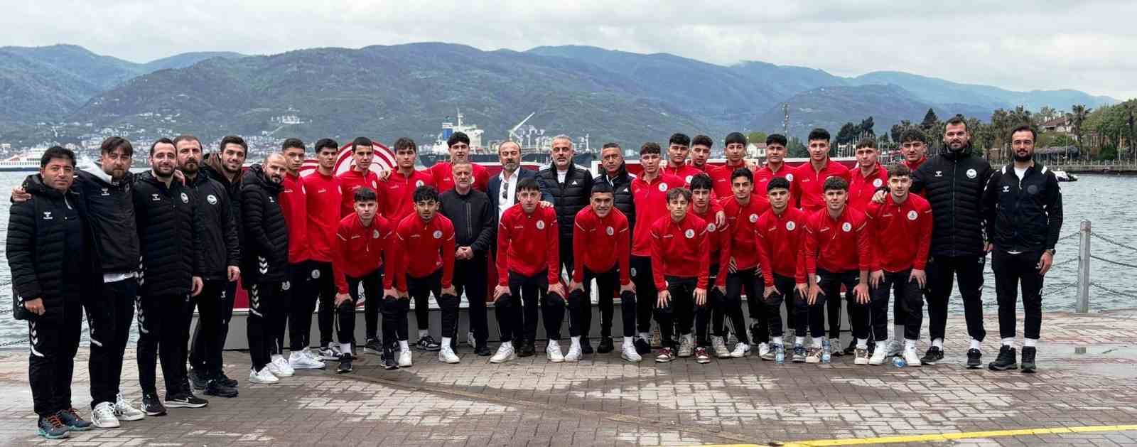 U18 Türkiye Futbol Şampiyonası’nda Körfez Gençlerbirliği sahaya çıkıyor