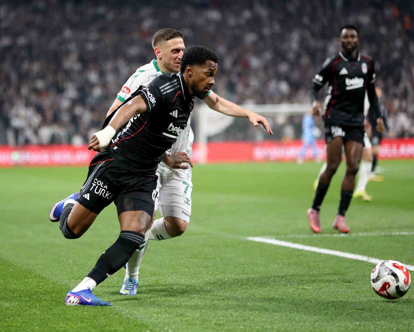 Ziraat Türkiye Kupası: Beşiktaş: 0 - Konyaspor: 0 (İlk yarı)
