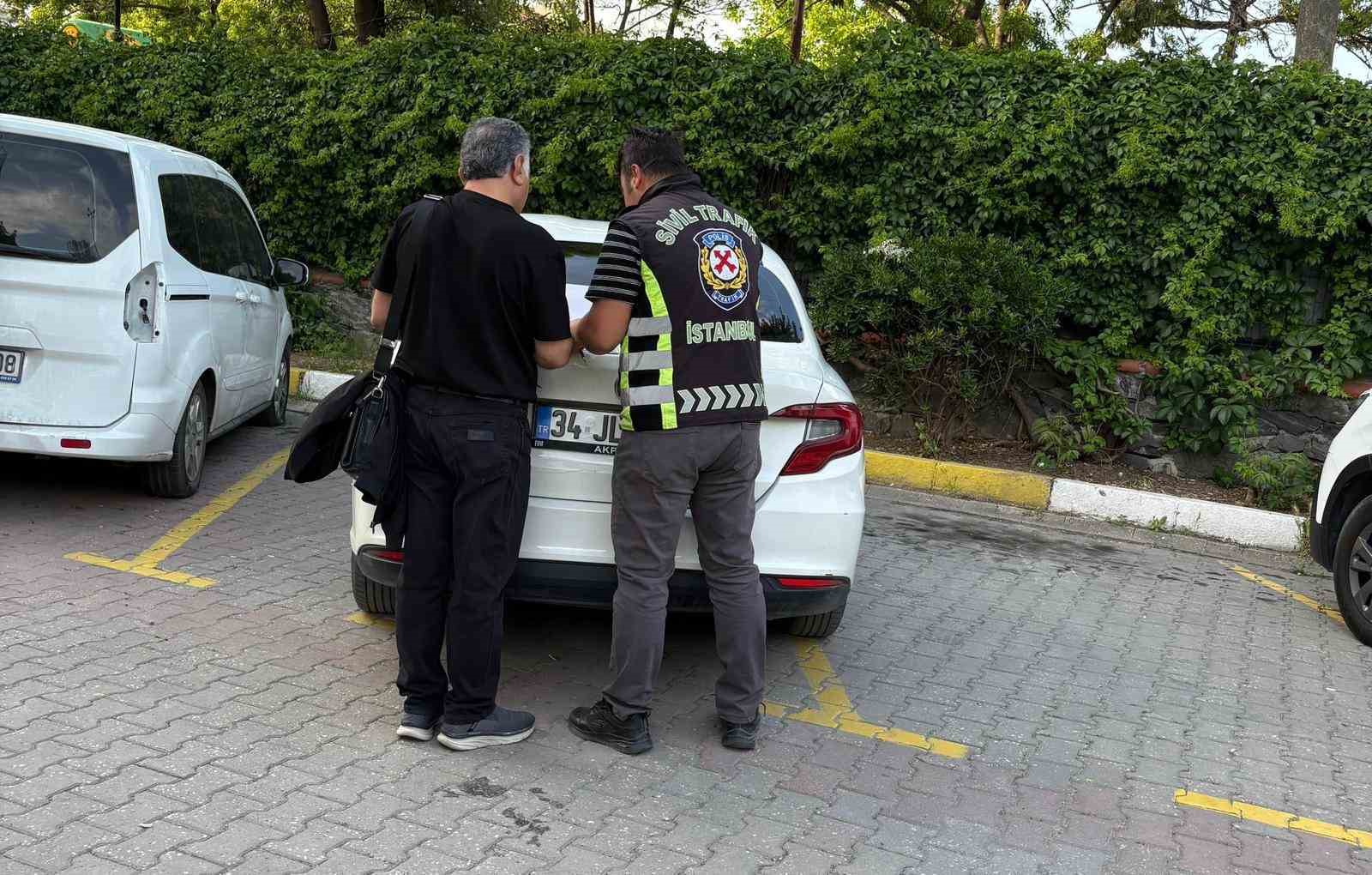 Avcılar’da trafikte yol verme kavgasında iki sürücüye 361 bin lira ceza