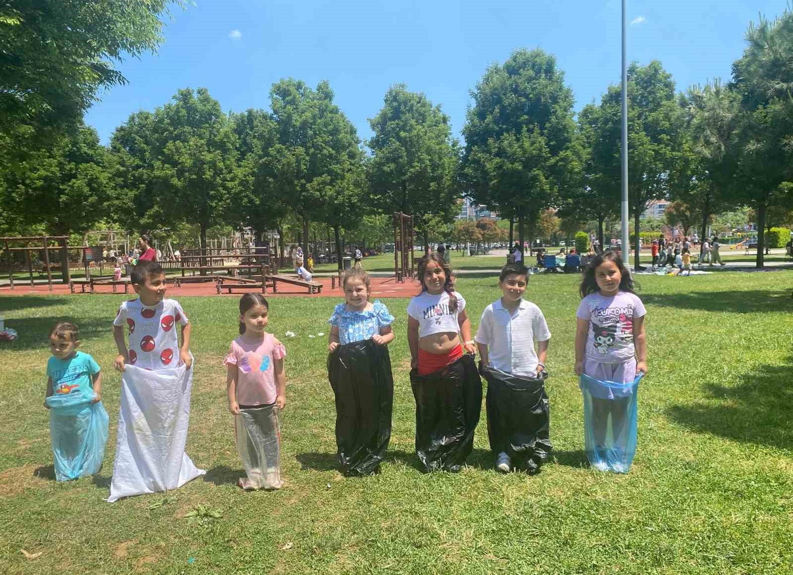 Maltepe’de öğrenciler eğitim yılını piknikle kutladılar
