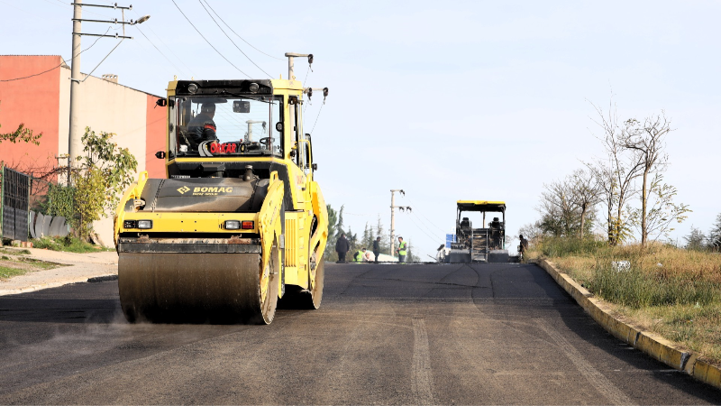 56,5 kilometrelik yol 170 günde yenilenecek