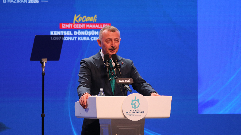 "Gökteki yıldızları vaat edip sonra çok basit işleri bile yapmadan kaçanlar oldu"