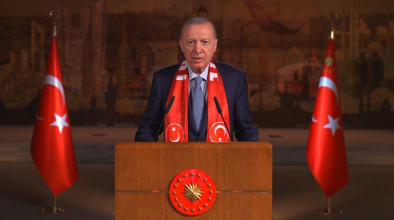 Cumhurbaşkanı Erdoğan’dan A Milli Takım’a destek mesajı: "Mücadeleyi bırakmadığınızda Türkiye için neleri başardığınıza defalarca şahit olduk"
