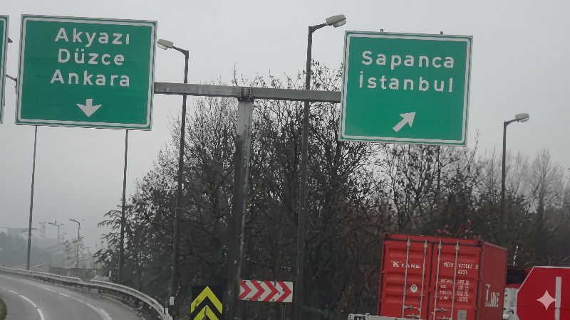 Otoban kapatılıyor
