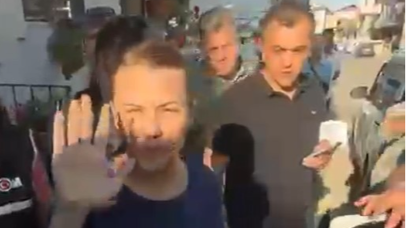 Gözaltına alınan Fatma Kaplan Hürriyet: "Ekşi yemedim ki karnım ağrısın"