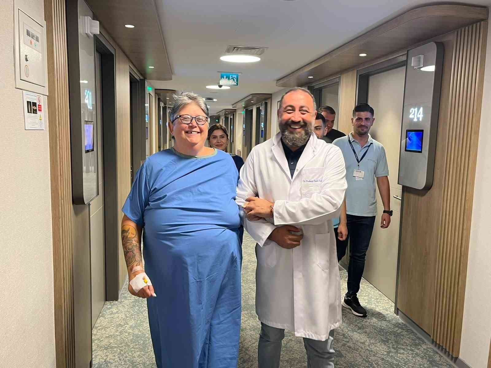 Türkiye’ye obezite cerrahisi için geldi, tek operasyonda 5 farklı ameliyat geçirdi
