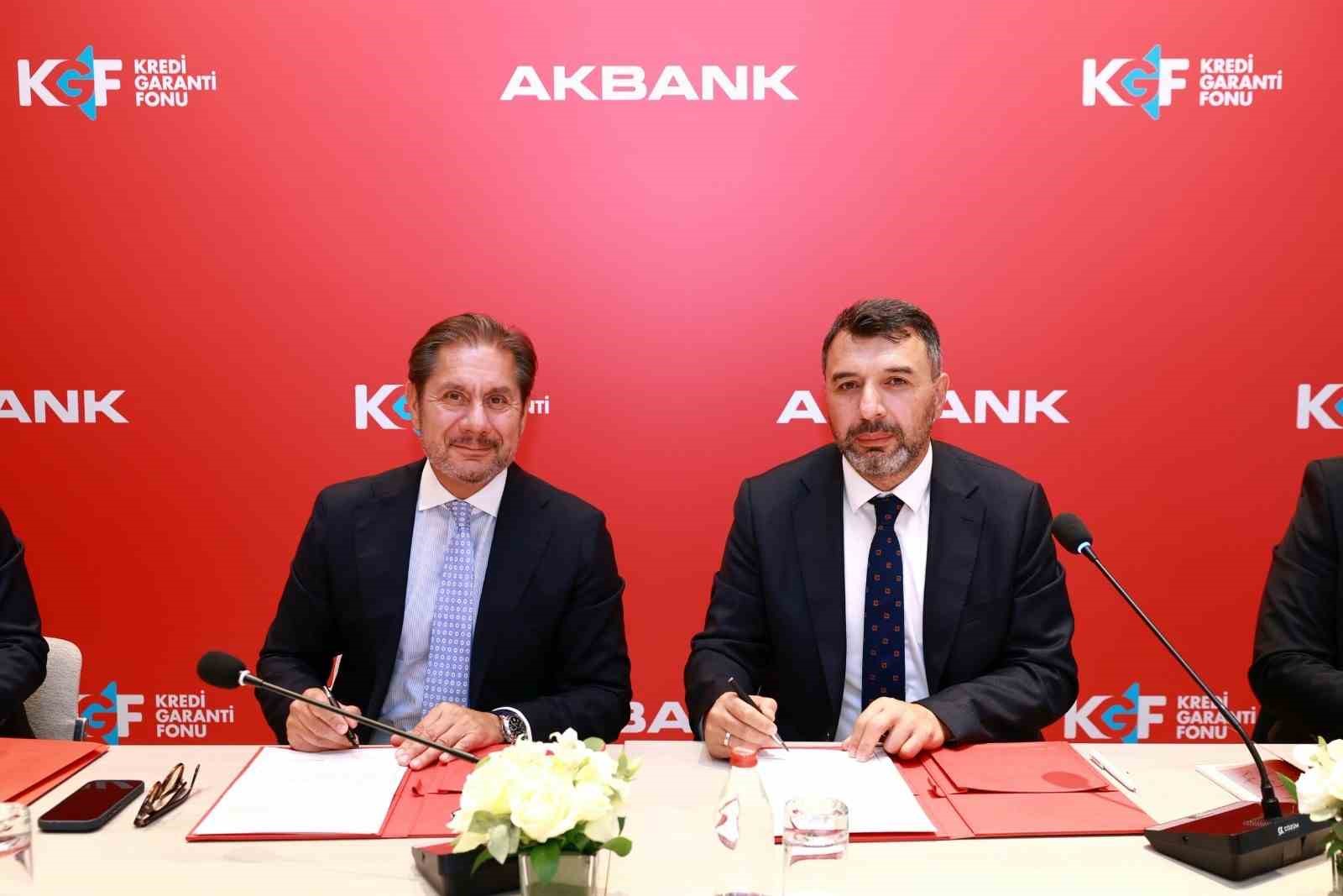 Akbank ve KGF’den KOBİ’lere dijital kredi dönemi
