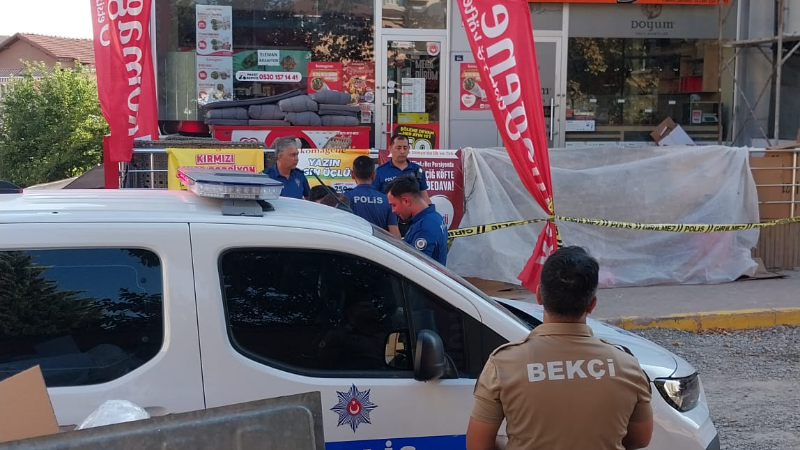 İnşattan düşen boya ustası hayatını kaybetti
