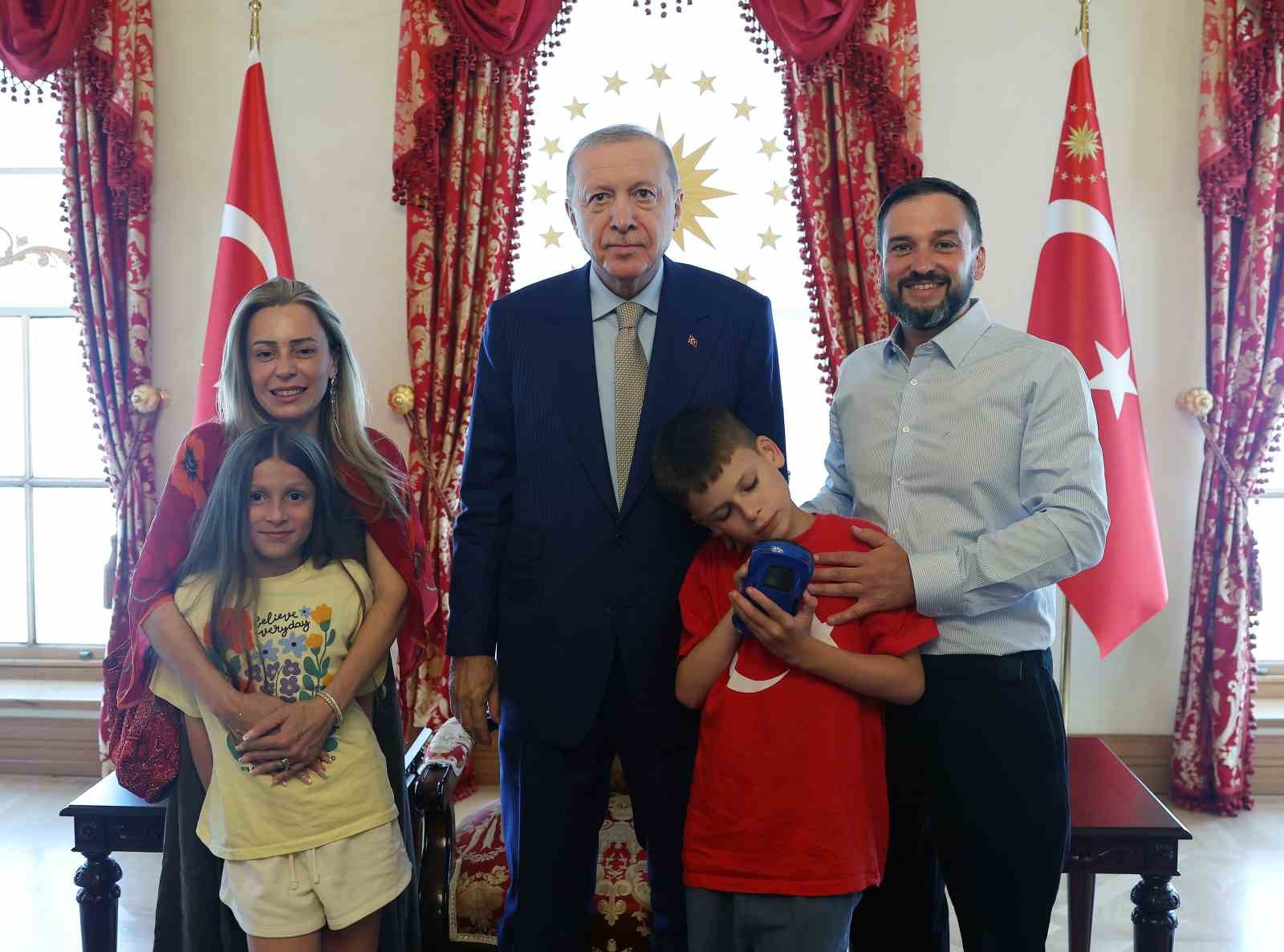 Cumhurbaşkanı Erdoğan "Cake Not Hate" kampanyasıyla tanınan Joshua Harris’i kabul etti
