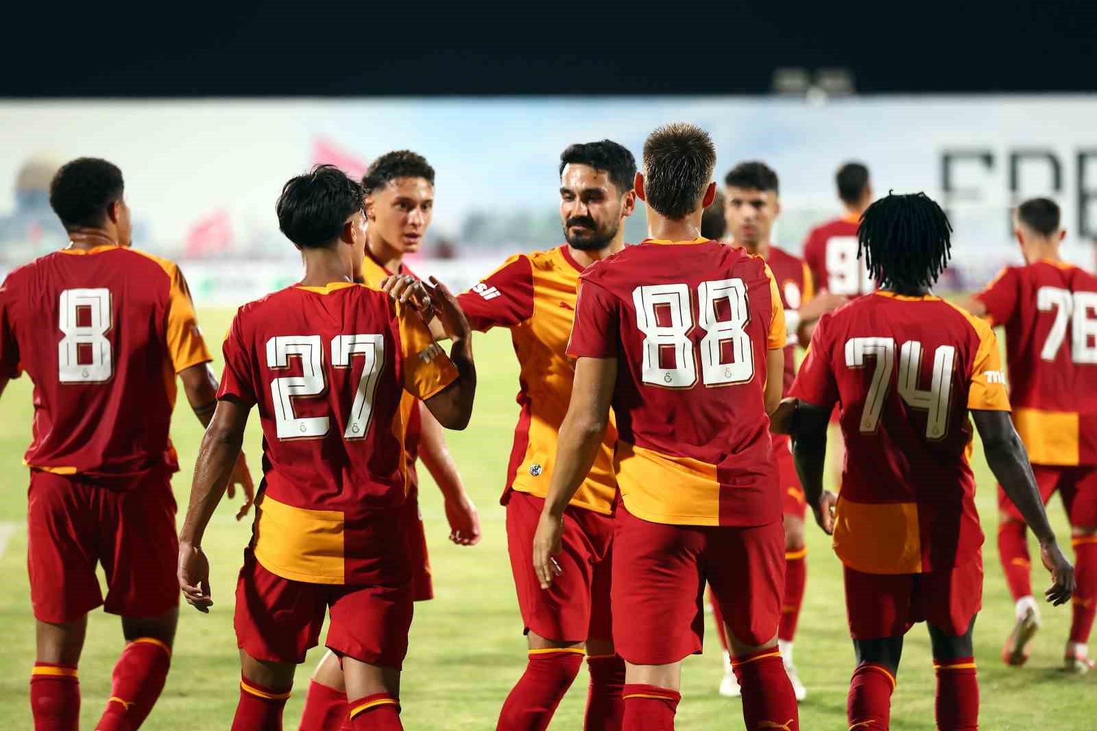 Galatasaray, Avusturya’daki ilk hazırlık maçında Monza ile karşılaşacak
