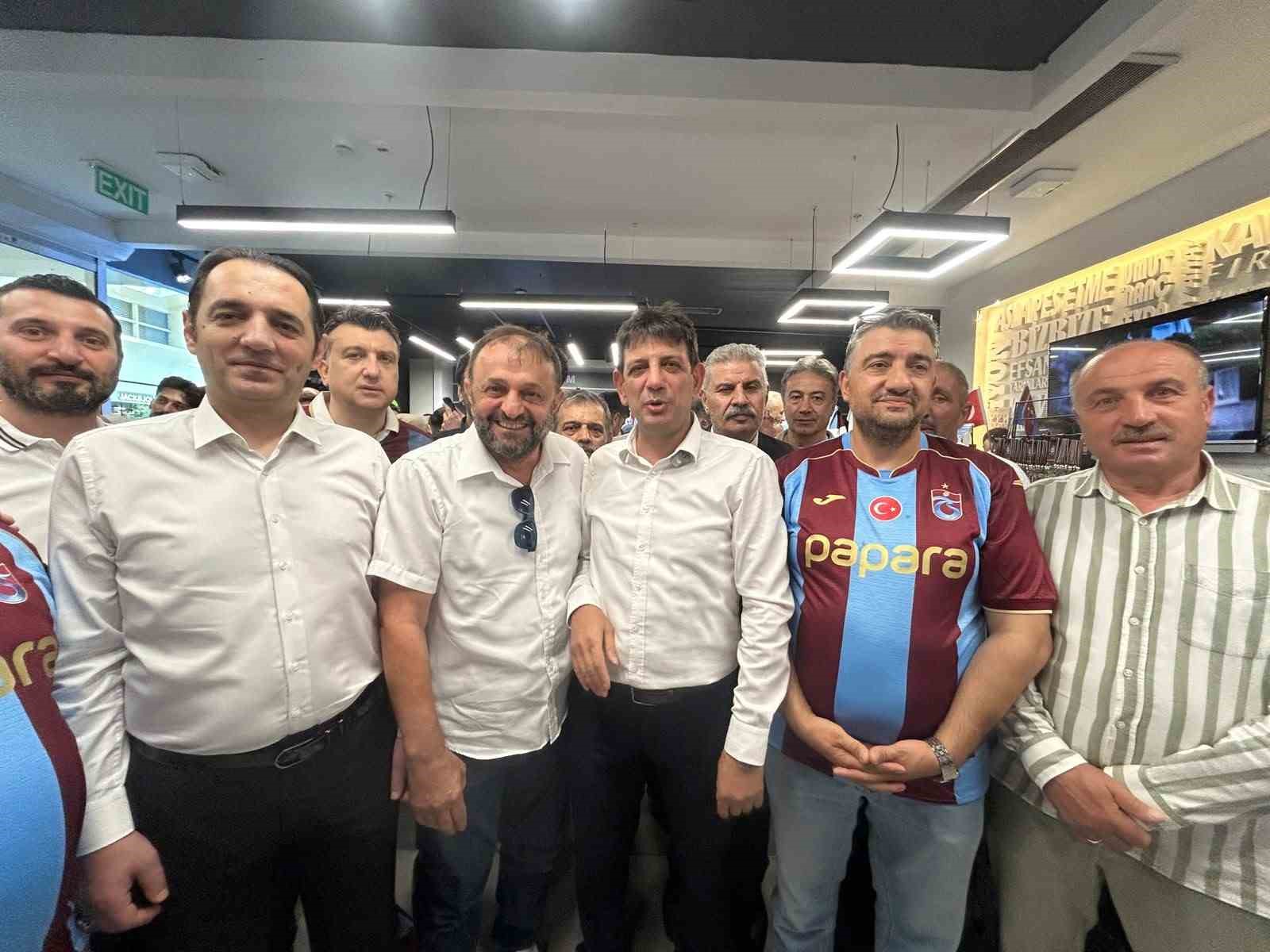 Trabzon derneklerinden Trabzonspor forma satışına destek