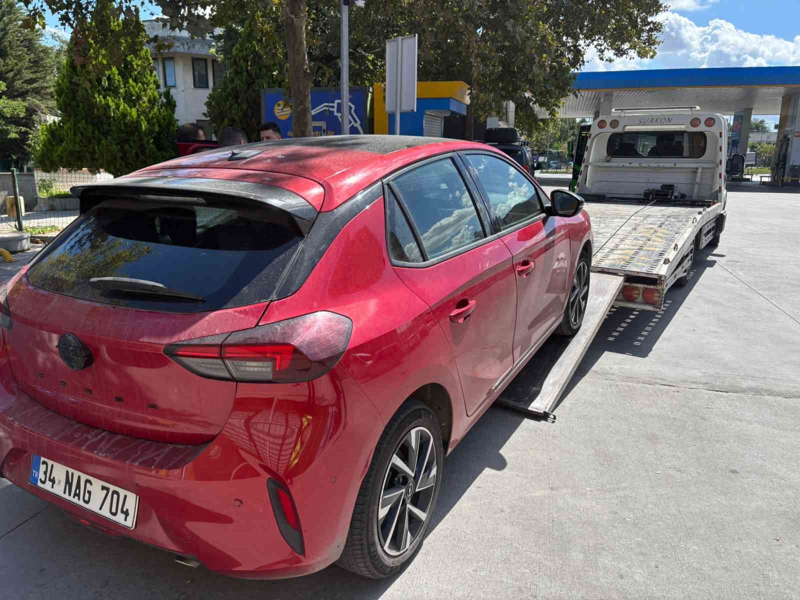 Vatandaş trafikte makas atan 2 aracı görüntüleyip polise ihbar etti: 181 bin lira ceza
