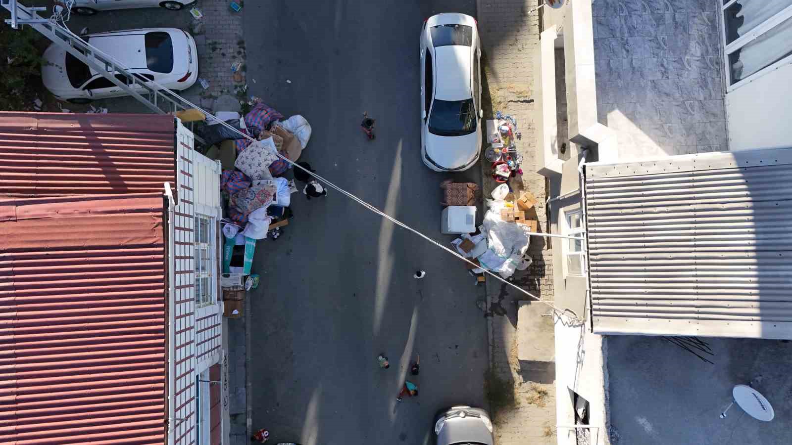 Hasta annesine refakat etti diye eşi tarafından sokağa atıldı
