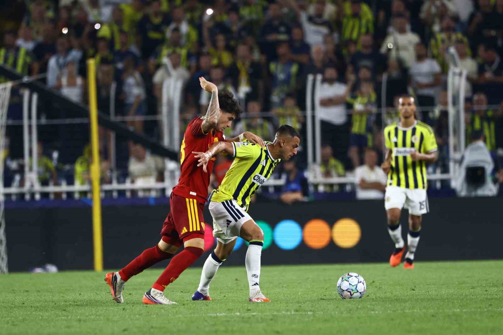 Fenerbahçe, Şampiyonlar Ligi’ne 1 puanla başladı