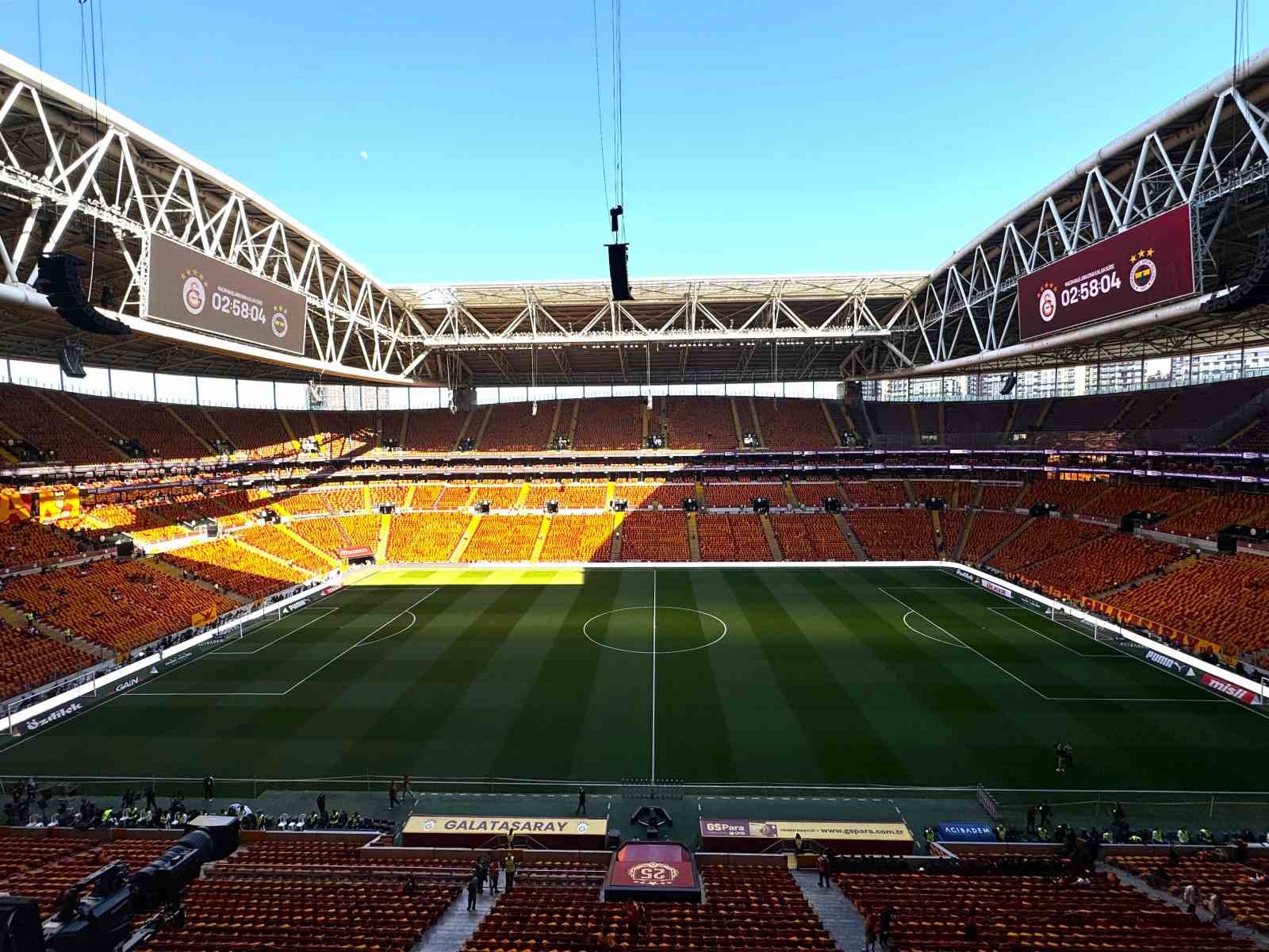 RAMS Park’ta 18. Galatasaray - Fenerbahçe derbisi

