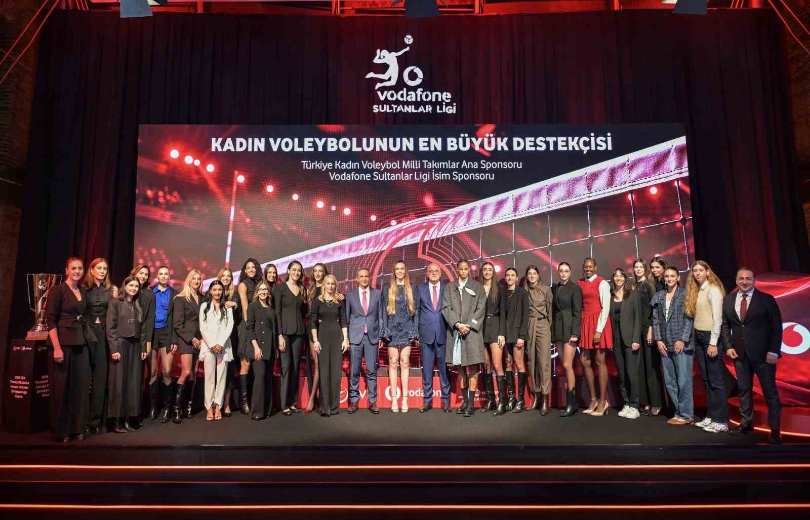Vodafone, Türk kadın voleyboluna desteğini 3 yıl daha sürdürecek
